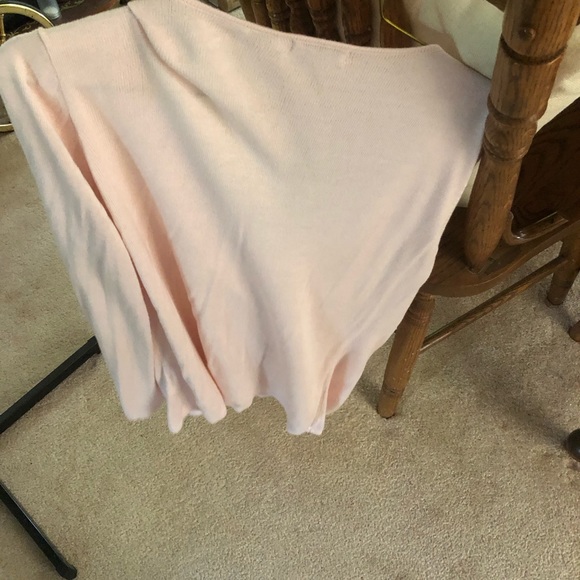 Women’s Reitmans long sleeve sweater. - Picture 3 of 4